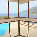 Lara - Κας